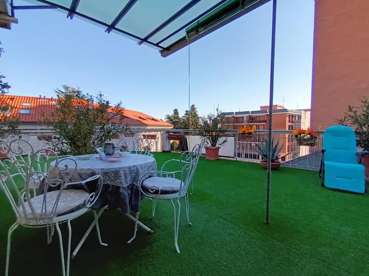 Terrazzo In Centro Apartment Seregno Bagian luar foto